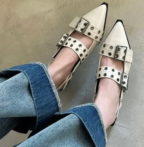 Cibele Pumps