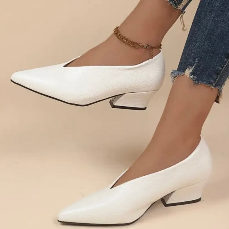 Betina Pumps