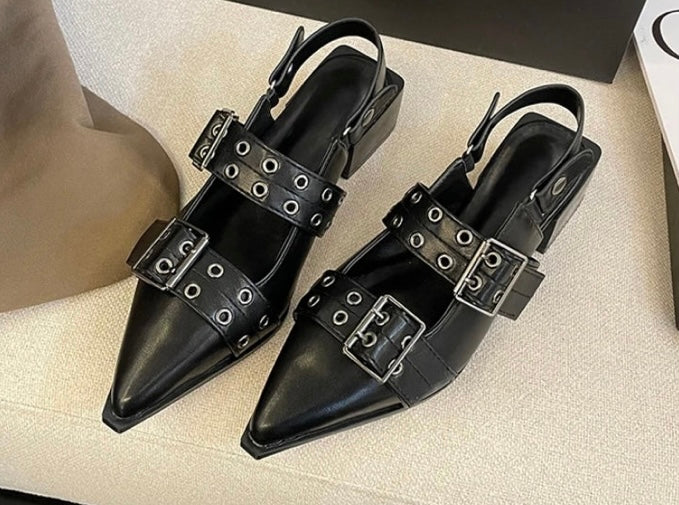 Cibele Pumps
