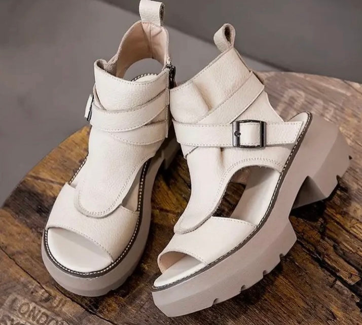 Kira Sandal