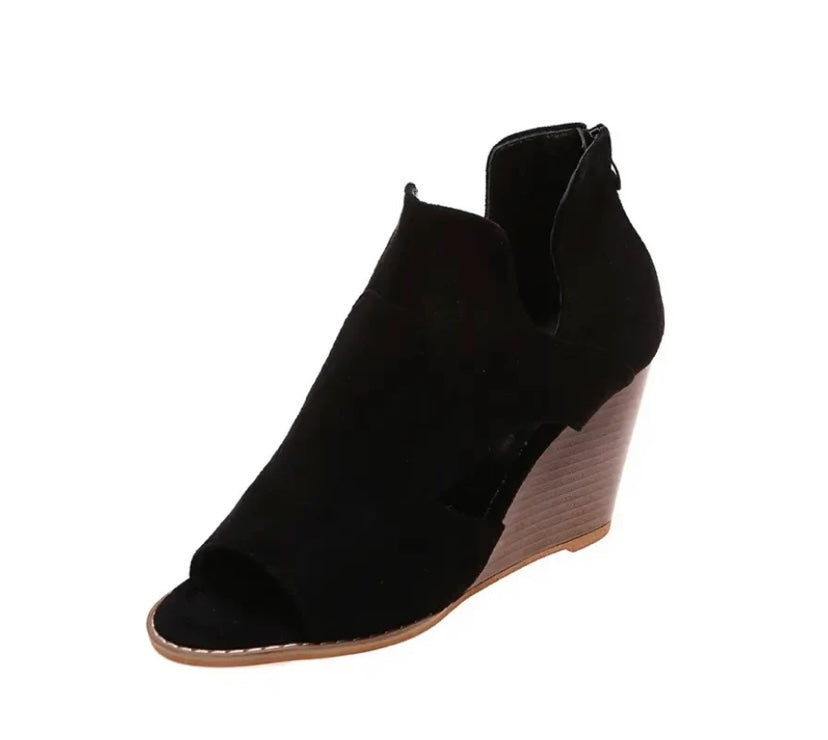 Luah Sandal