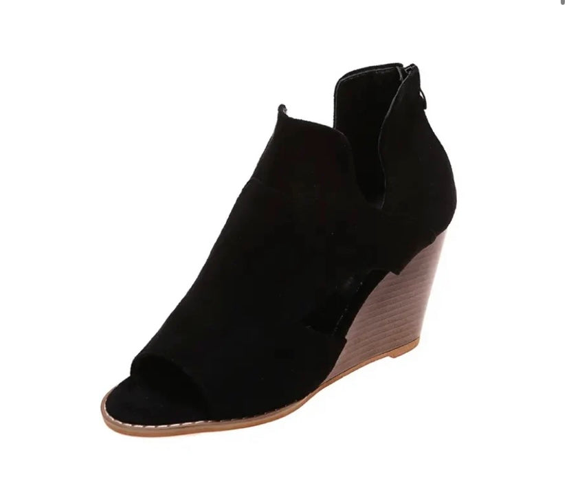 Luah Sandal