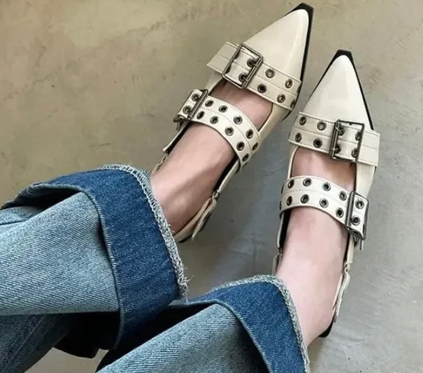 Cibele Pumps