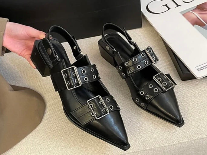 Cibele Pumps