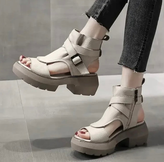 Kira Sandal