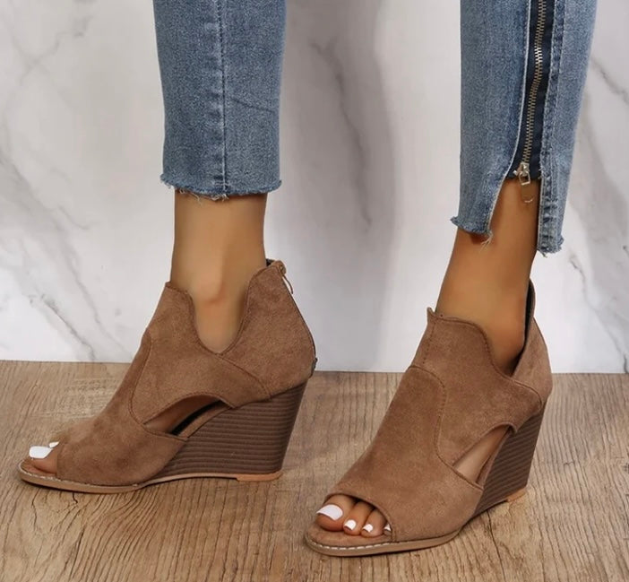 Luah Sandal