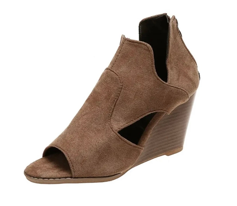 Luah Sandal