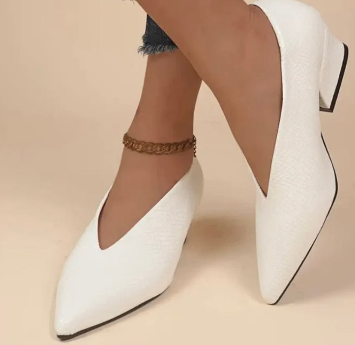 Betina Pumps