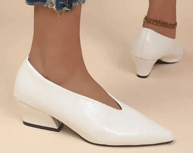 Betina Pumps